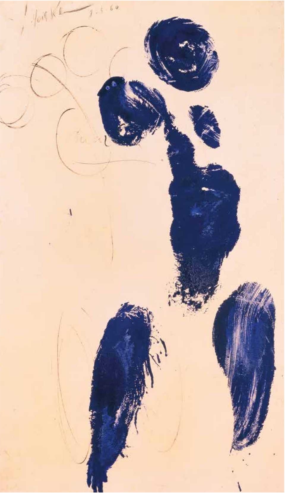 Abstrakte Darstellung einer Figur in tiefblauer Farbe auf hellem Hintergrund, mit geschwungenen Linien und Pinselstrichen.