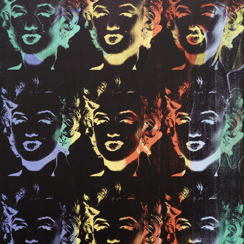 Colorful, repetitive portraits of marylin monroe with blonde hair and bold lips against a dark background.